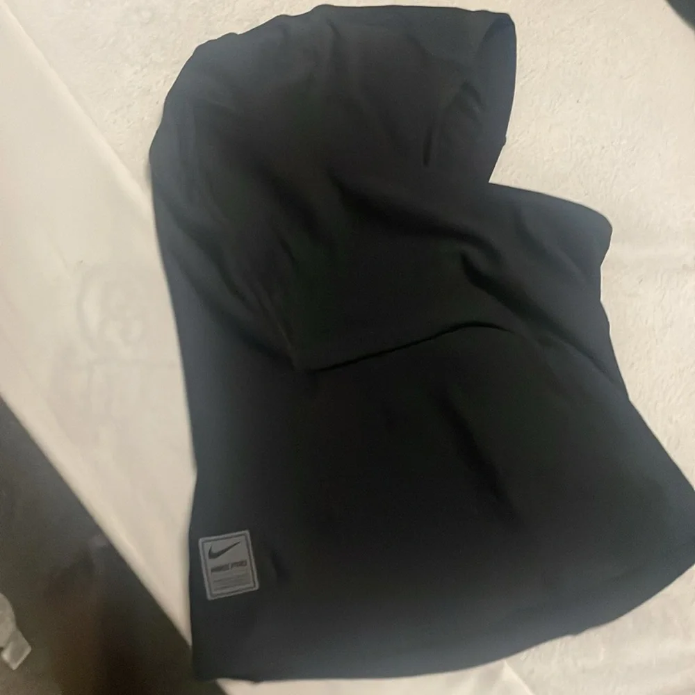 Brand New Nike Pro Therma-Fit Hood Black (Nike Ski Mask/Shiesty)